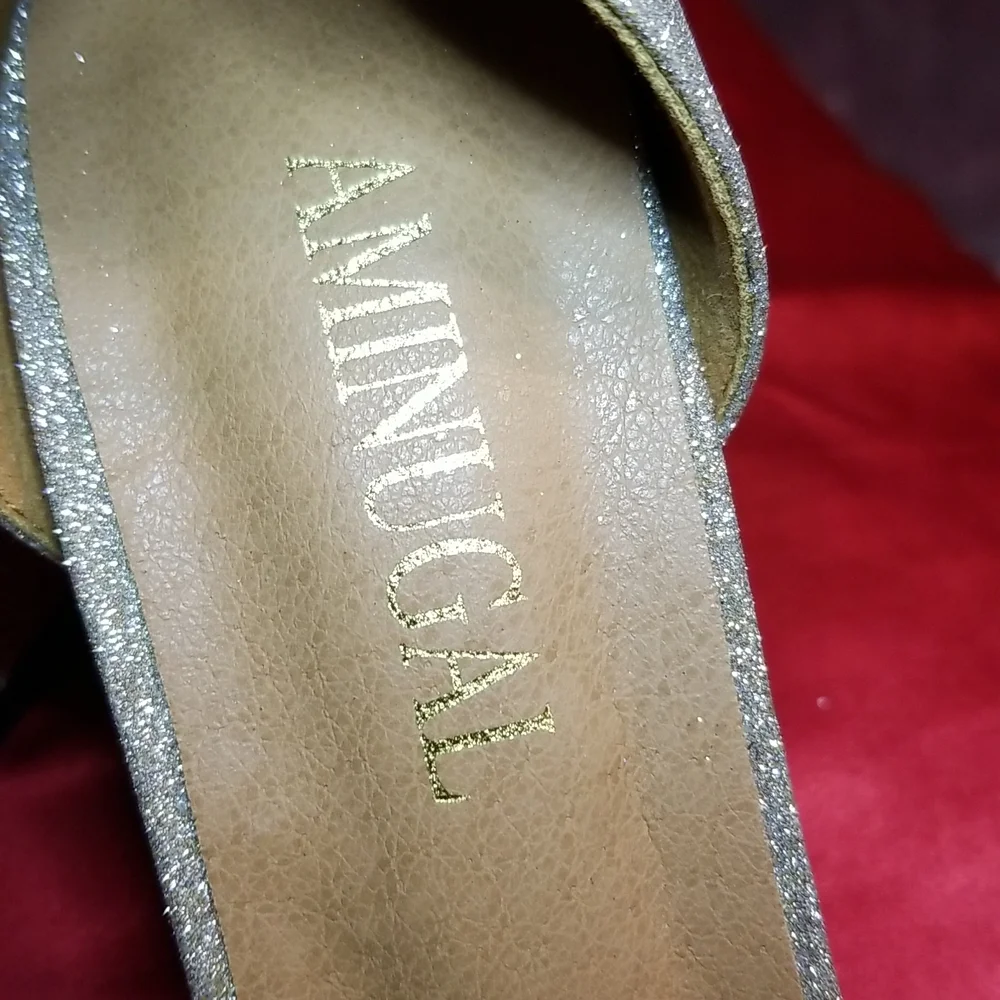 NWOT sparkle glitter gold tie at ankle 2 7/8 ,inch heel  size 10